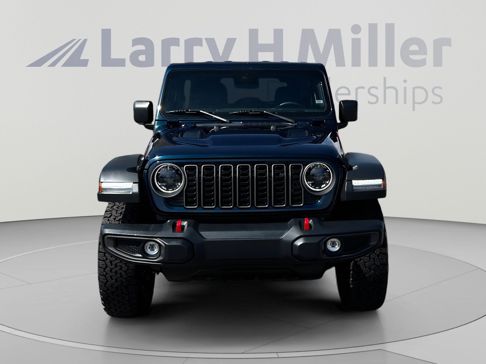 Used 2025 Jeep Wrangler Unlimited Rubicon AWD/4WD image 8