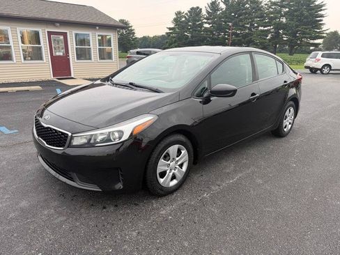 Used 2017 Kia Forte LX FWD image 13