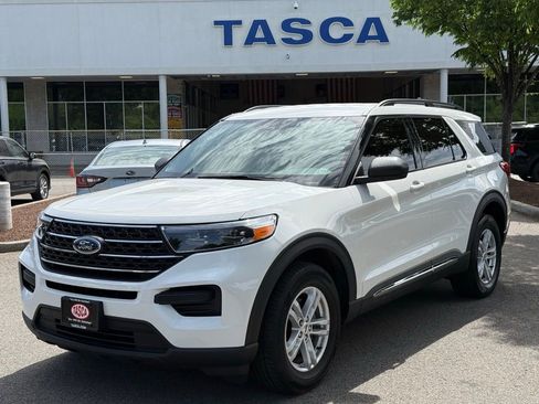Used 2023 Ford Explorer XLT AWD/4WD image 1