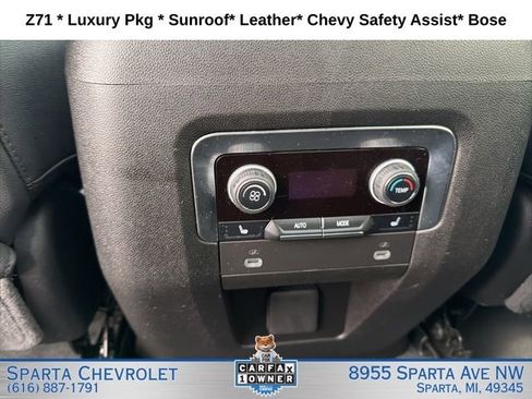 Used 2024 Chevrolet Suburban Z71 w/ Luxury Package AWD/4WD image 15