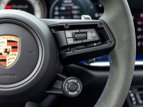 Certified 2025 Porsche 911 Turbo S AWD/4WD image 35