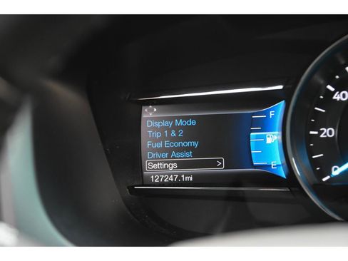 Used 2017 Ford Explorer XLT w/ Equipment Group 201A image 18