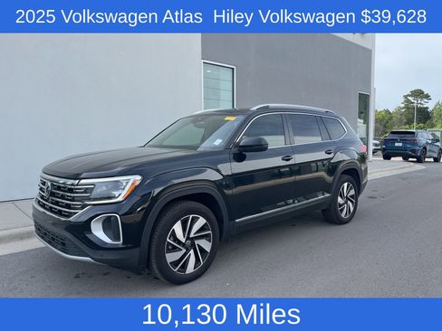 Used 2025 Volkswagen Atlas SEL AWD/4WD image 1