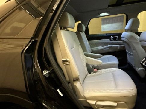 Certified 2023 Kia Sorento SX AWD/4WD image 22