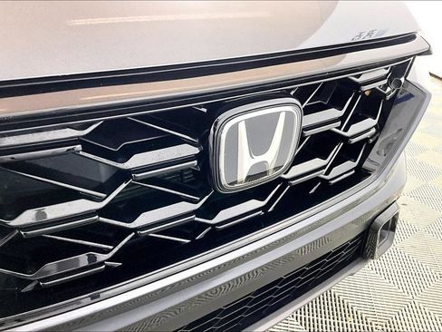 Used 2024 Honda CR-V Sport image 23