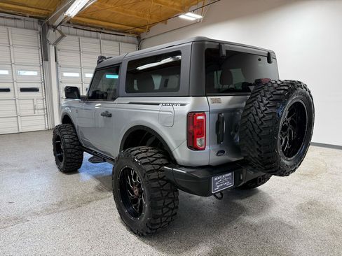 Used 2023 Ford Bronco Black Diamond AWD/4WD image 2