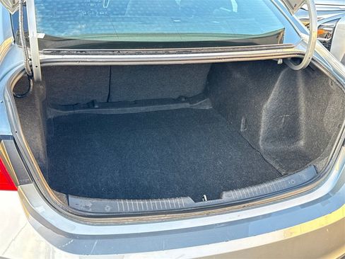 Used 2023 Chevrolet Malibu LT image 14