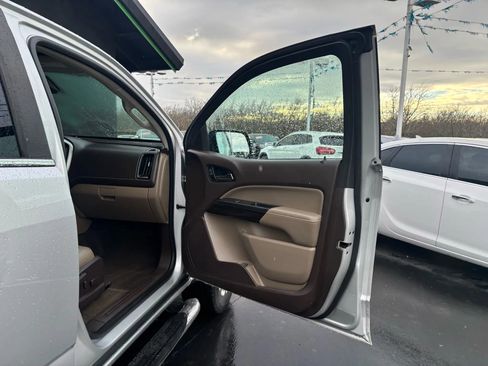 Used 2018 GMC Canyon SLT w/ Driver Alert Package image 13