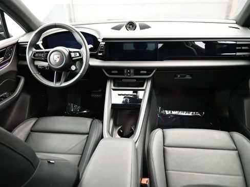 Certified 2024 Porsche Macan 4 Electric image 6