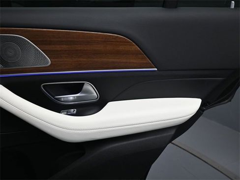 Used 2025 Mercedes-Benz GLE 450 GLE 450 image 27