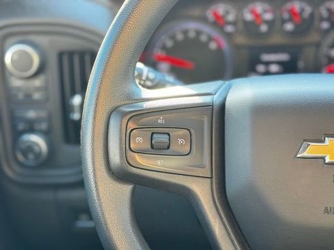 Certified 2021 Chevrolet Silverado 1500 Custom AWD/4WD image 22
