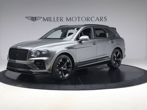 Used 2022 Bentley Bentayga image 2