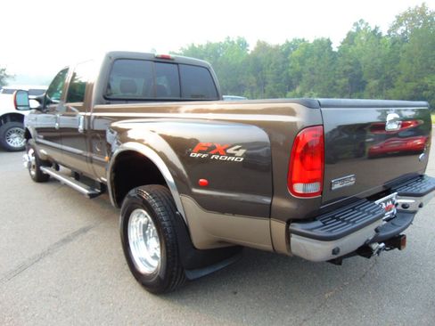 Used 2005 Ford F350 Lariat AWD/4WD image 62