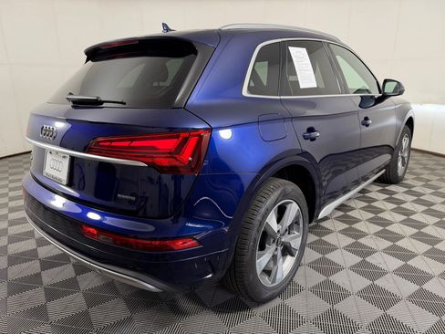 Used 2023 Audi Q5 2.0T Premium w/ Convenience Package AWD/4WD image 9