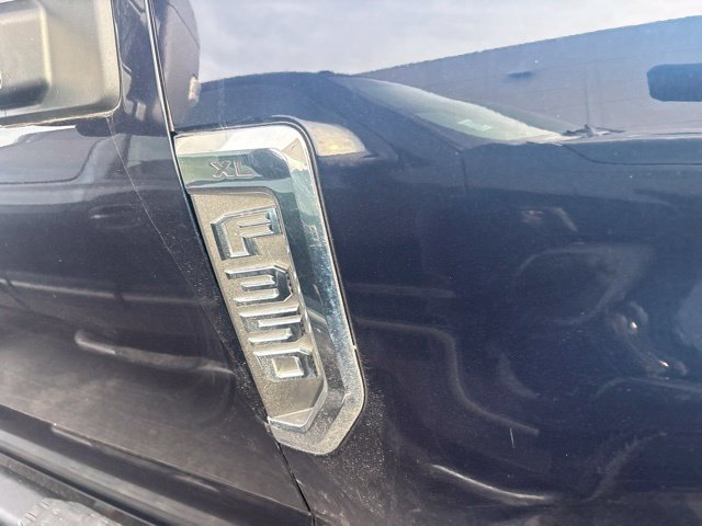 Used 2022 Ford F350 XL w/ Power Equipment Group AWD/4WD image 9