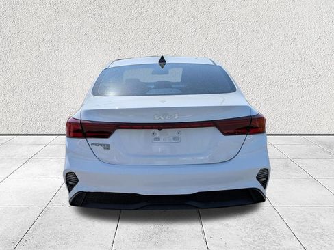 Used 2023 Kia Forte LX FWD image 4