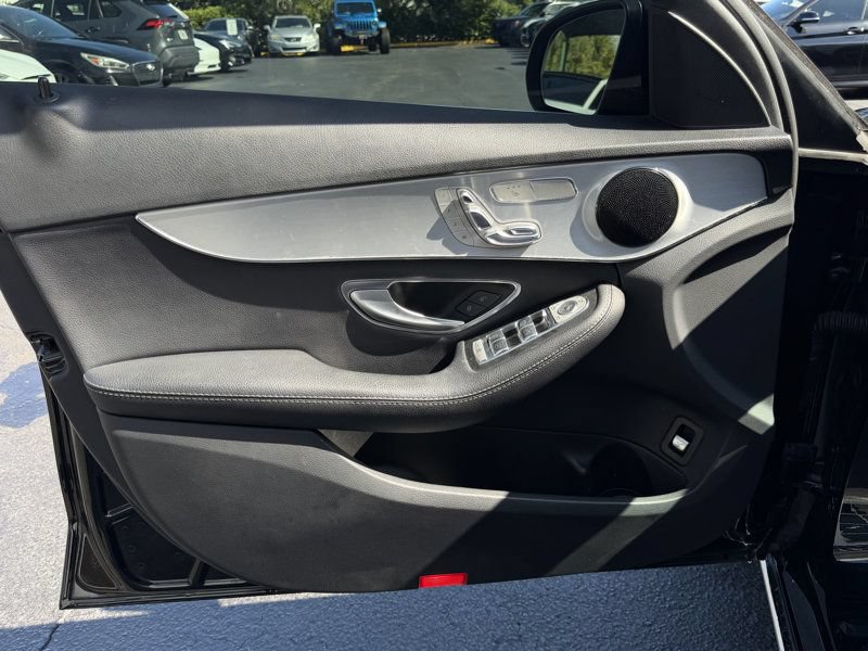 Used 2018 Mercedes-Benz C 300 Sedan image 19