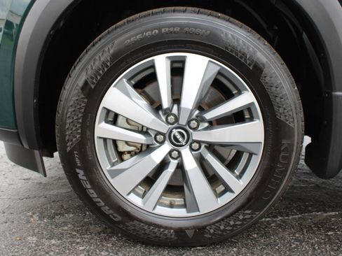 Used 2025 Nissan Pathfinder SL AWD/4WD image 52