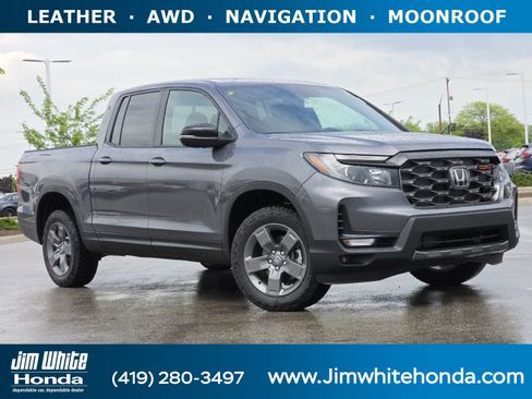 Used 2025 Honda Ridgeline TrailSport image 1