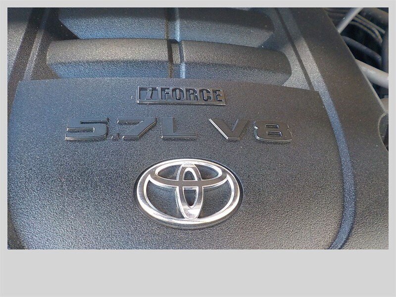 Used 2017 Toyota Tundra SR5 AWD/4WD image 44