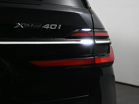 Certified 2023 BMW X7 xDrive40i w/ Premium Package image 13