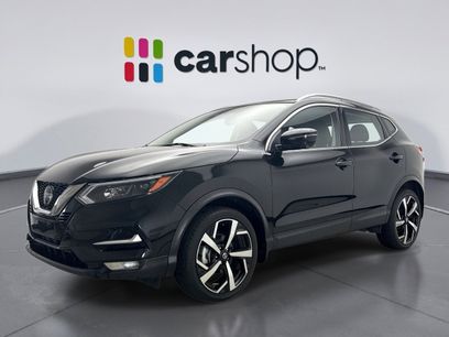 Used 2022 Nissan Rogue Sport SL w/ Premium Package