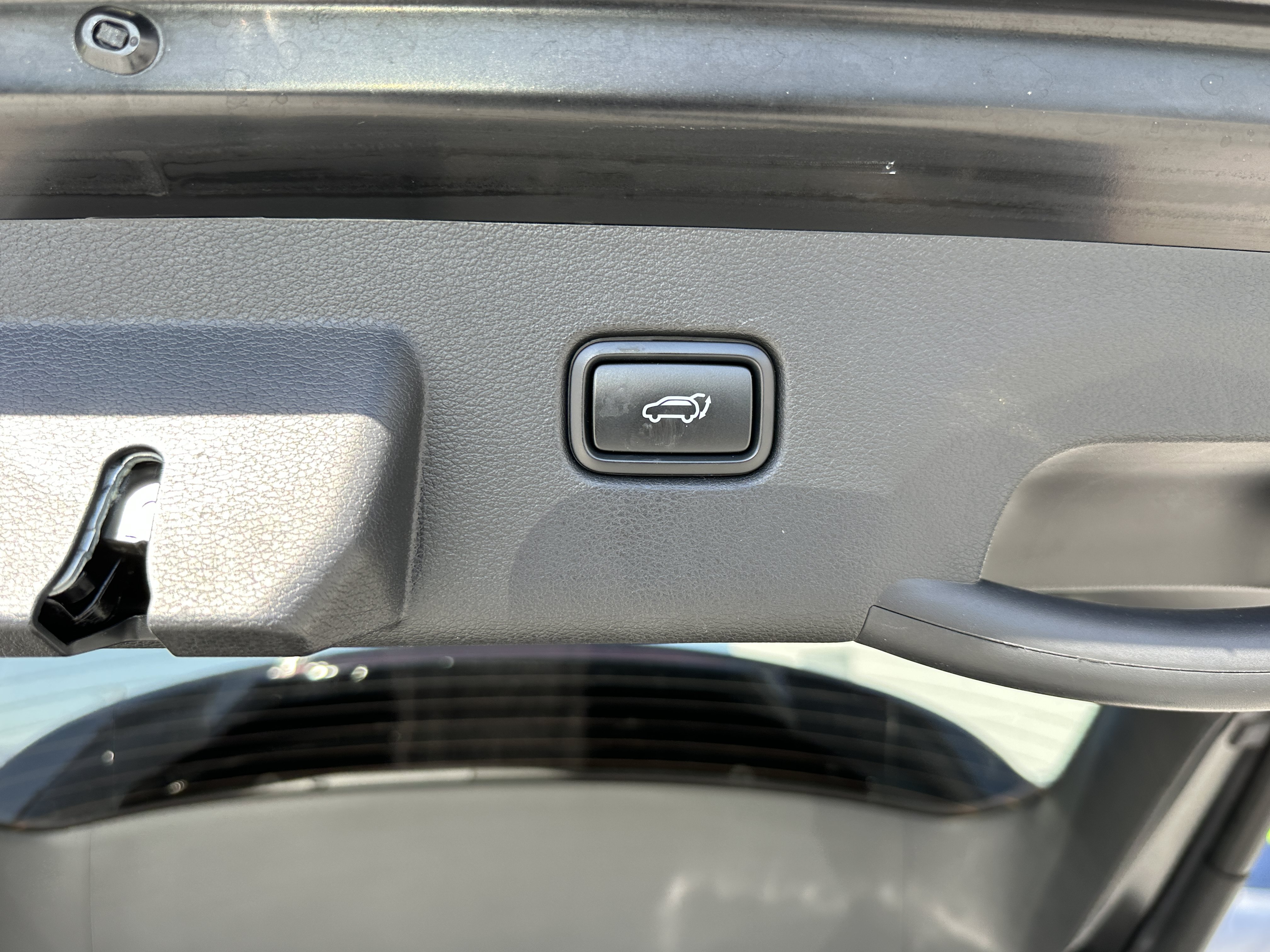 Used 2024 Kia Sportage SX FWD image 22