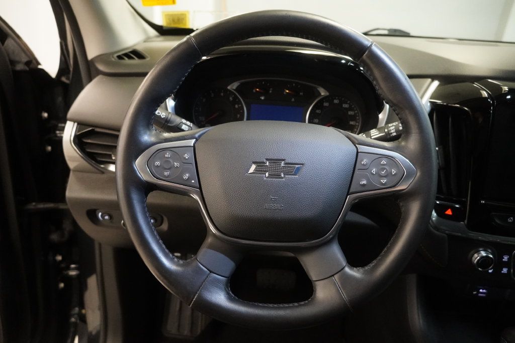 Used 2021 Chevrolet Traverse RS AWD/4WD image 14
