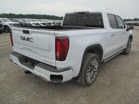 New 2026 GMC Sierra 1500 Denali Ultimate AWD/4WD image 4