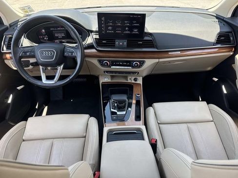 Used 2021 Audi Q5 2.0T Premium Plus w/ Premium Plus Package AWD/4WD image 17