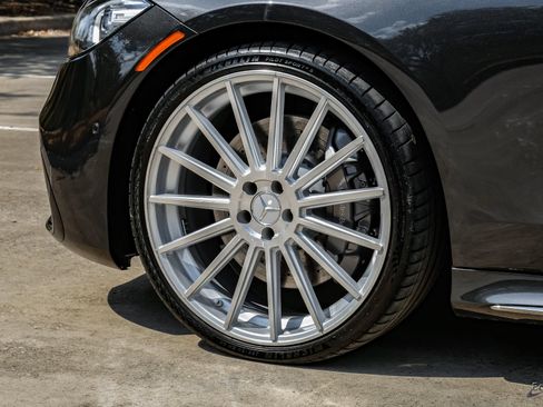 Used 2023 Mercedes-Benz S 580 4MATIC Sedan w/ AMG Line image 85