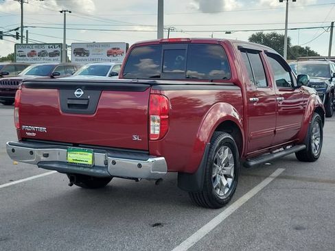 Used 2019 Nissan Frontier SL RWD image 6