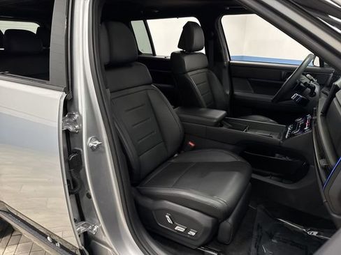 Used 2024 Hyundai Santa Fe Calligraphy image 34