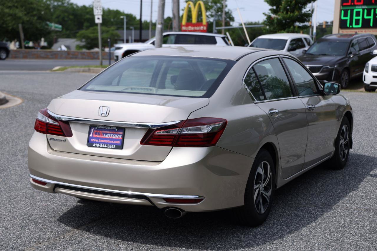 Used 2017 Honda Accord LX image 4