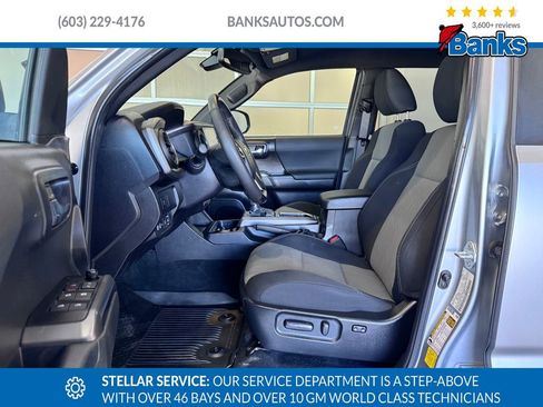 Used 2023 Toyota Tacoma TRD Sport image 9