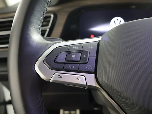 Used 2024 Volkswagen Atlas SEL Premium R-Line AWD/4WD image 45