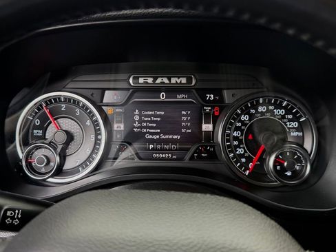 Used 2022 RAM 1500 Laramie AWD/4WD image 18