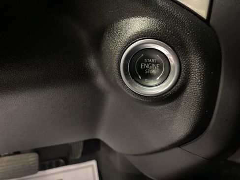 Used 2022 Chevrolet Silverado 2500 LT w/ Midnight Edition image 29