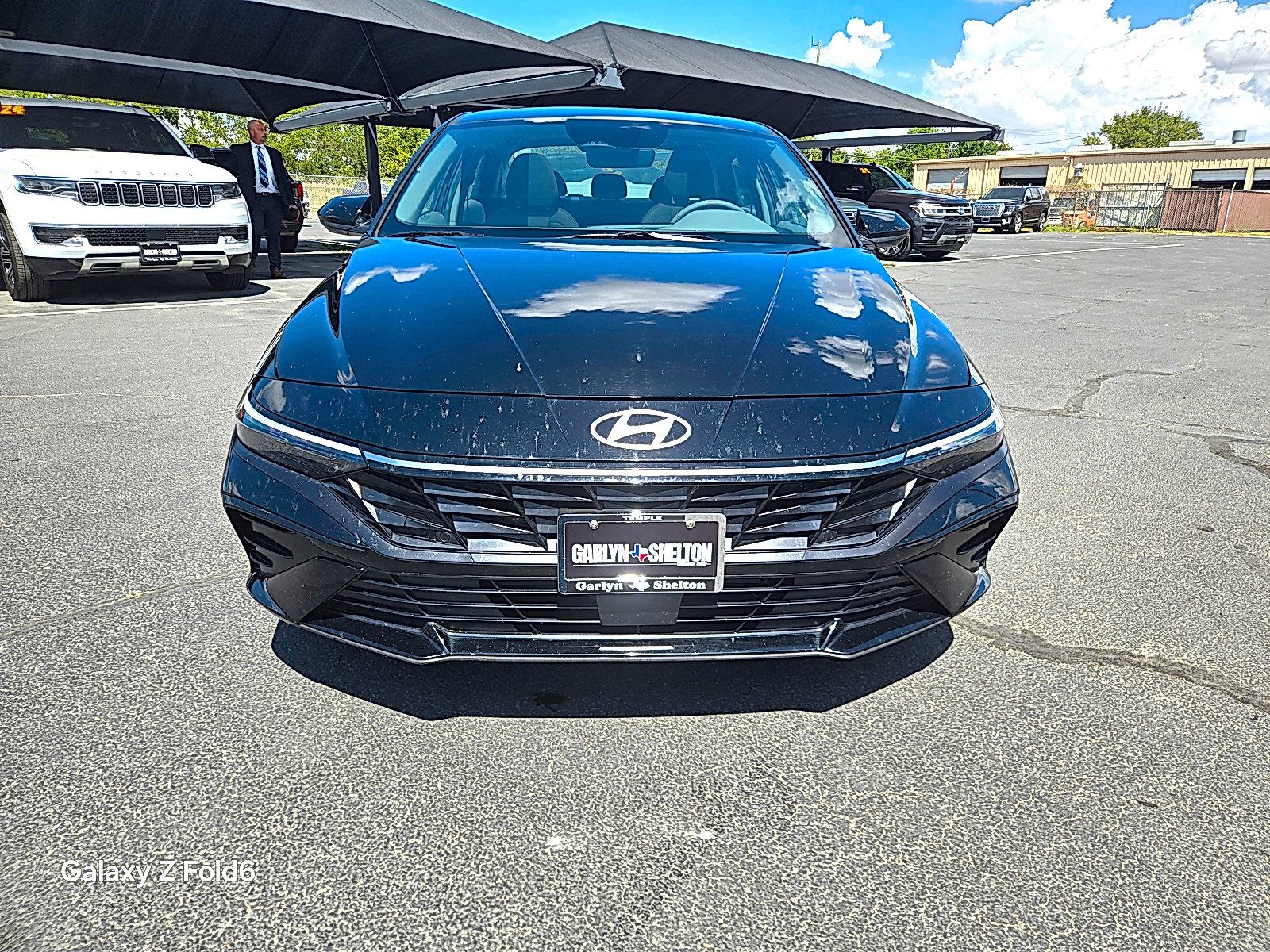 Used 2025 Hyundai Elantra SEL FWD image 3