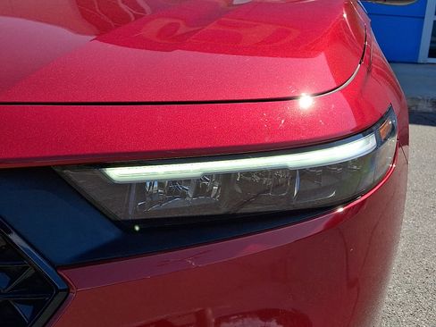 Used 2024 Honda Accord LX image 9