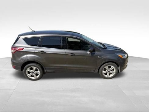 Used 2014 Ford Escape SE FWD image 2