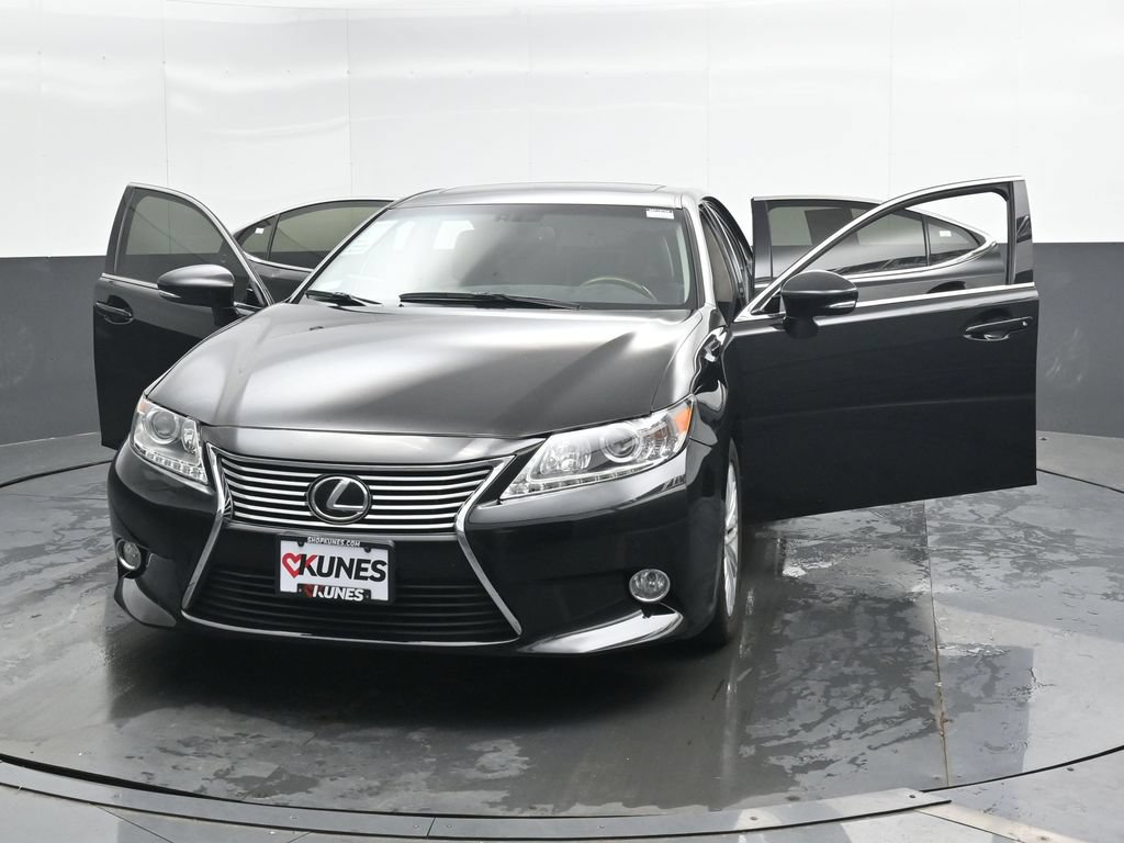 Used 2013 Lexus ES 350 w/ Luxury Pkg FWD image 45