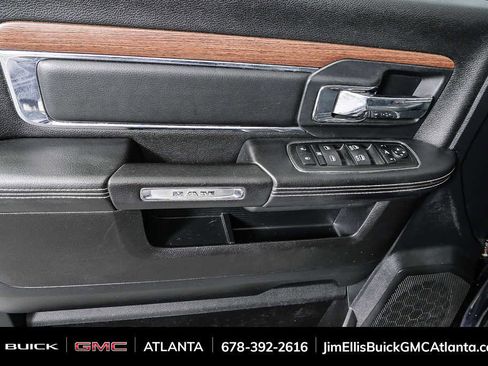 Used 2014 RAM 1500 Laramie w/ Convenience Group image 6