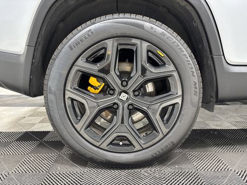 Used 2023 Rivian R1T Adventure AWD/4WD image 12