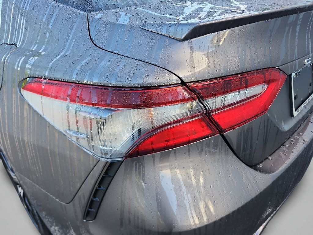 Used 2024 Toyota Camry SE w/ Convenience Package FWD image 15
