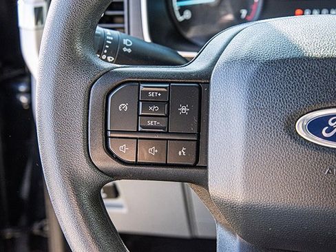 Used 2023 Ford F150 XLT AWD/4WD image 9