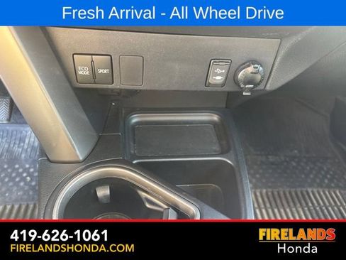 Used 2018 Toyota RAV4 LE w/ All Weather Liner Package AWD/4WD image 25