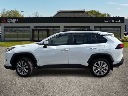 Used 2025 Toyota RAV4 XLE Premium image 2