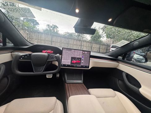 Used 2022 Tesla Model S AWD/4WD image 2