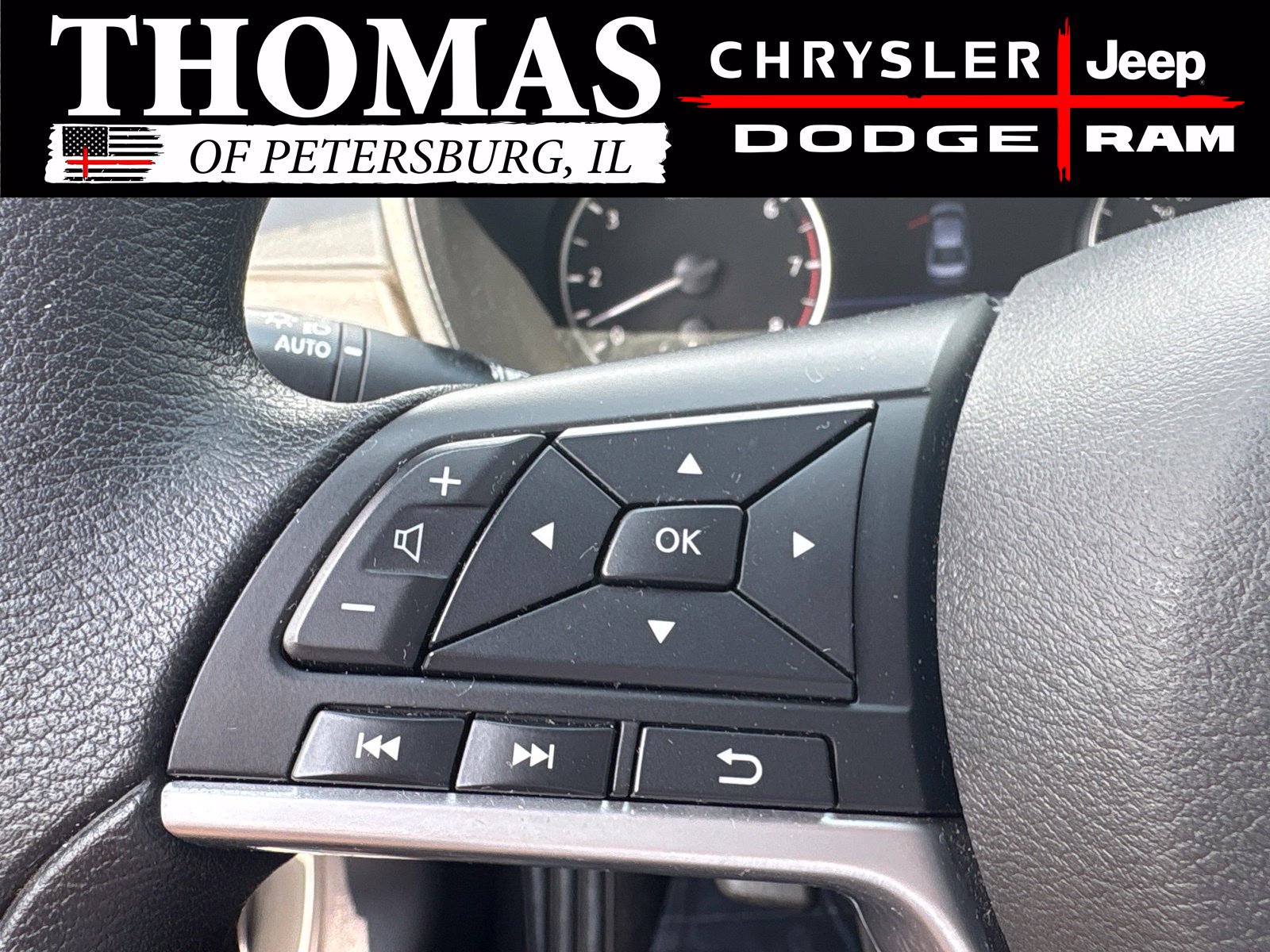 Used 2025 Nissan Altima 2.5 SV FWD image 14